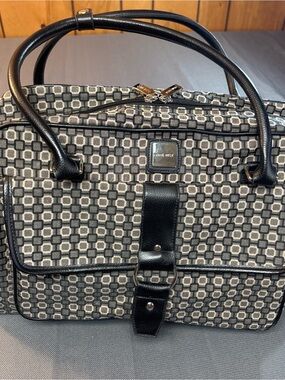Nine West black pattern carry on travel bag for overnight/weekend, front pocket